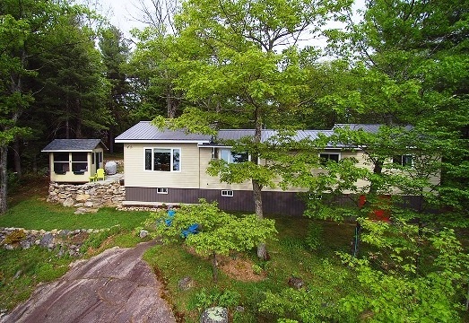 Pine Lake North Frontenac Waterfront Gurreathomes