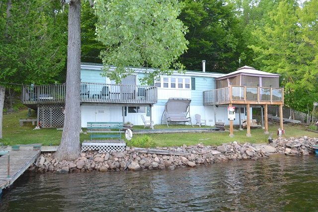 418 Hickey Lane Bobs Lake Cottage Waterfront Gurreathomes