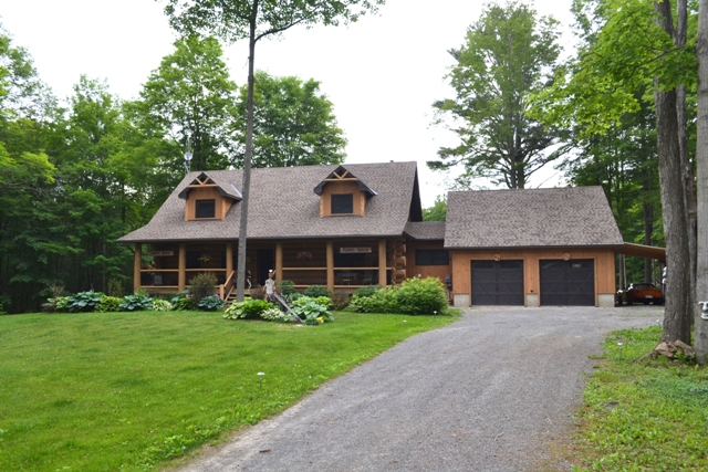 253 Cross Road Rideau Lakes Acreage Log Home Gurreathomes