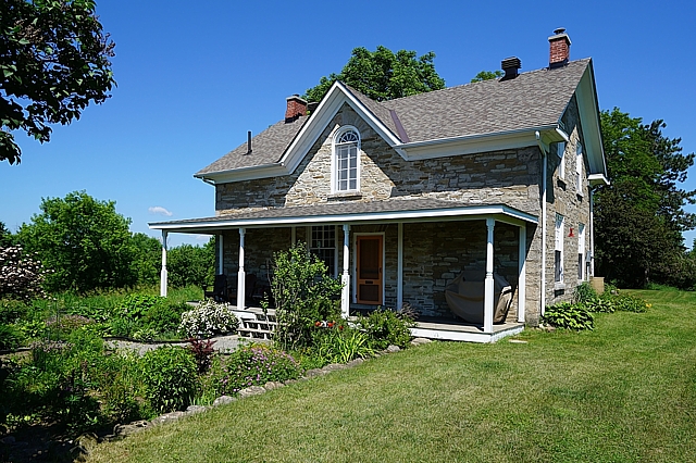 69 12th Concession Road, South Frontenac, Ontario. Gurreathomes.com