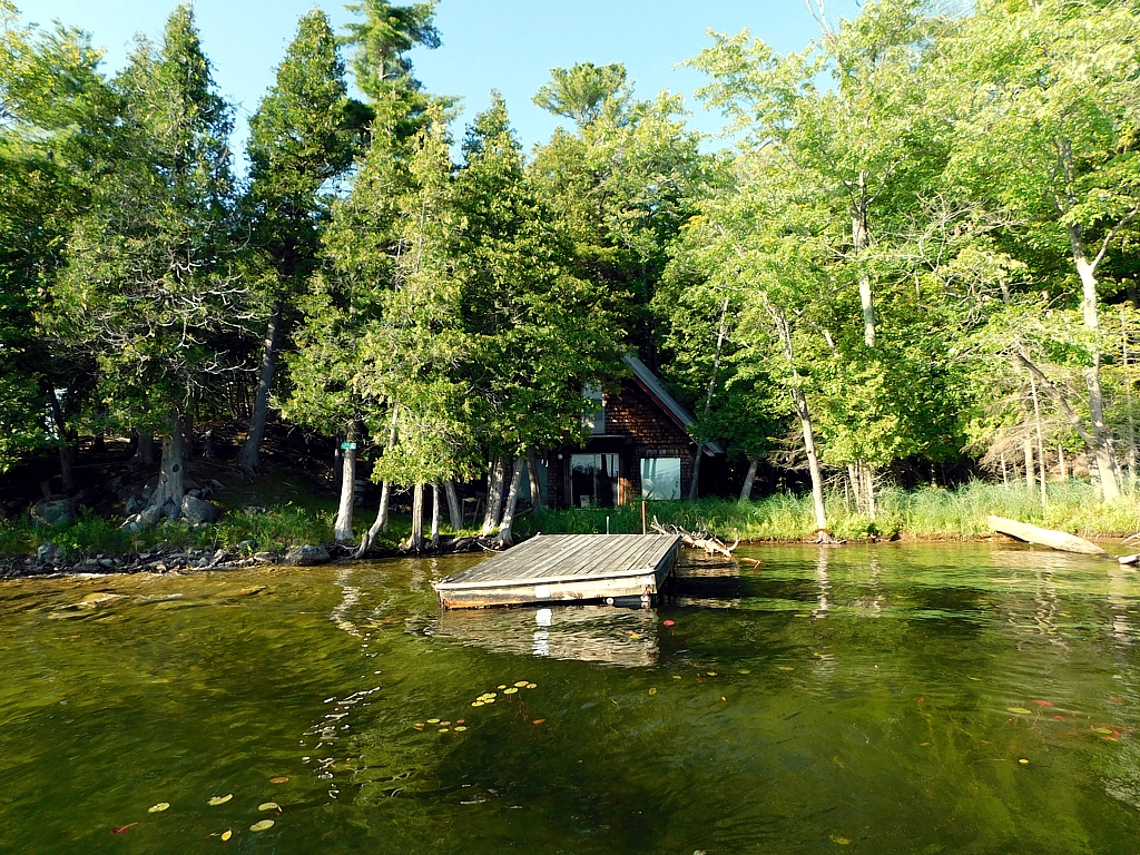 6 Porcupine Island, Buck Lake, South Frontenac, Ontario, Gurreathomes.com